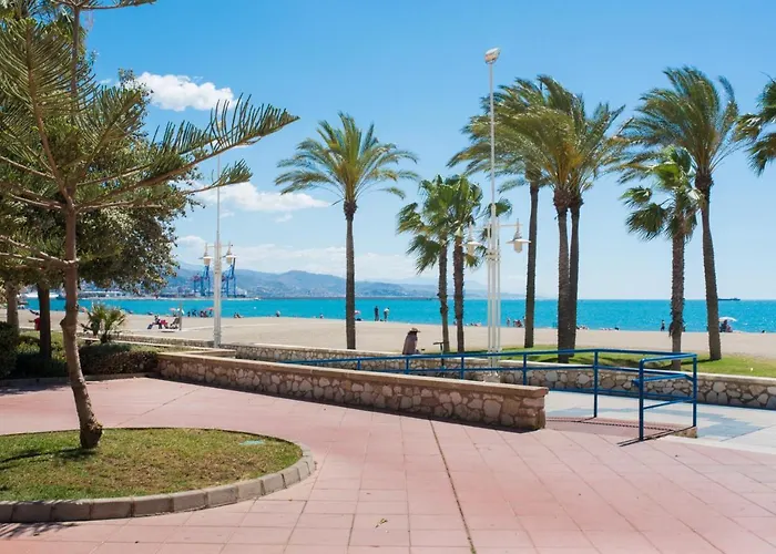 Malaga Playa 1ª Linea Antonio Banderas * Malaga